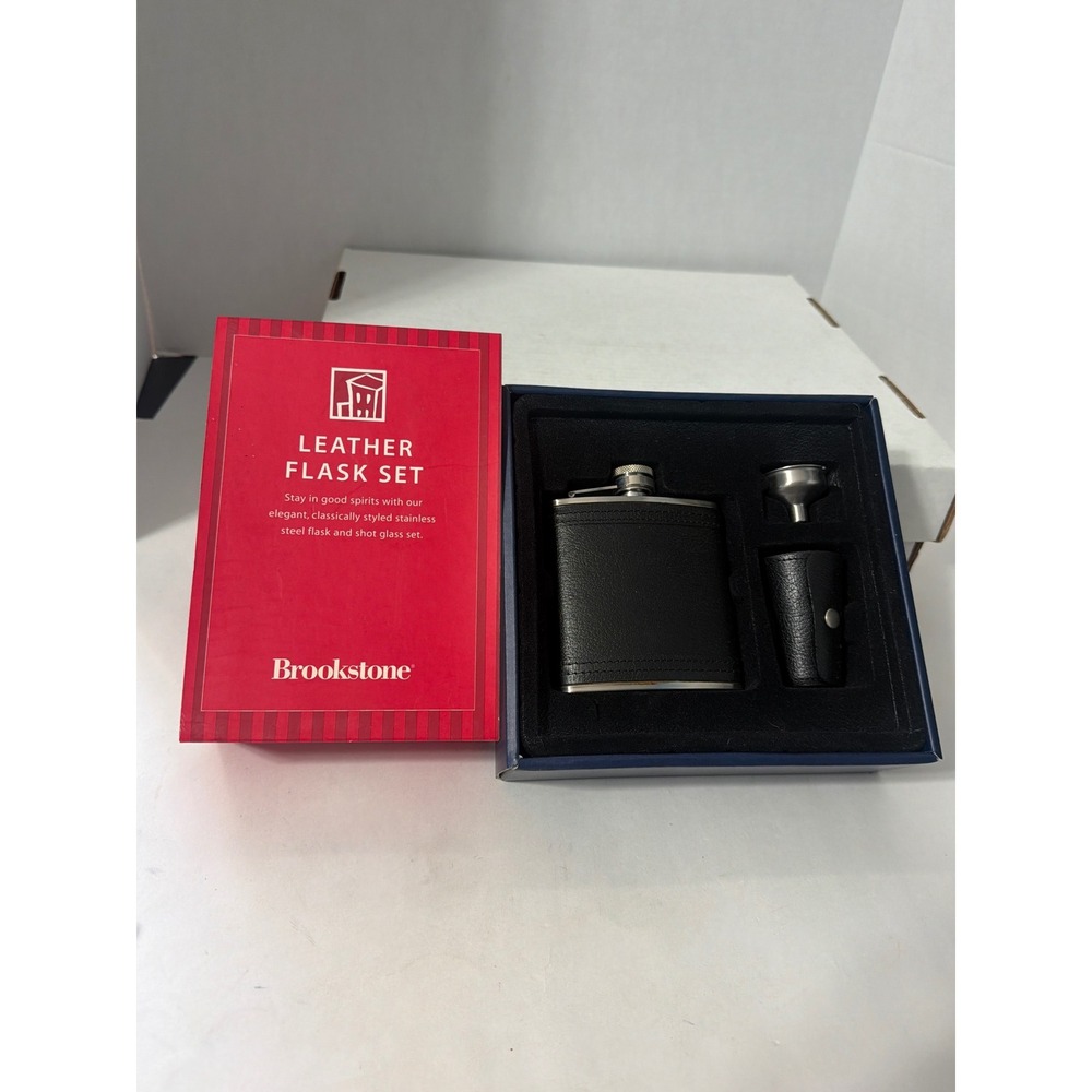 Brookstone Leather Flask Set Stainless Steel 5oz Flask Funnel Shot Glasses
